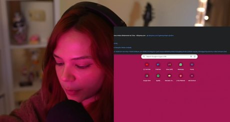 年配の熟女オンリーファンズ アート裸 画像
