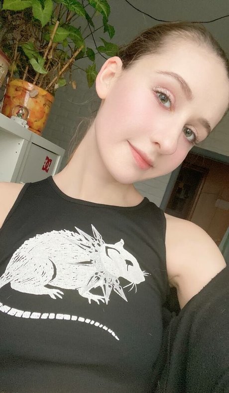 ロシアのお母さんOnlyFans ホットヌード 写真