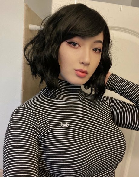 Caytie Cosplay ホット女優 写真