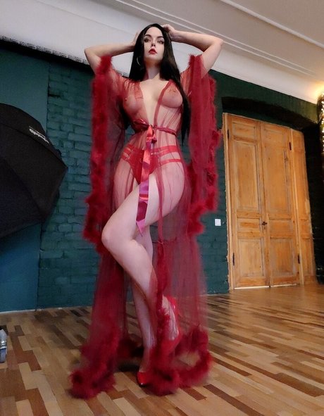 黒猫のOnlyFans セクシーヌード 写真