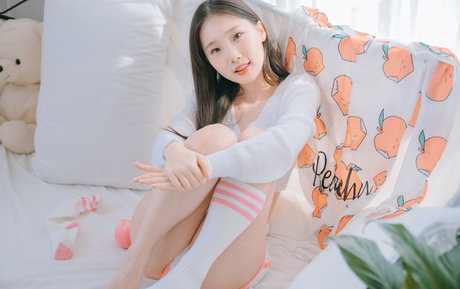 ブラジルの猫オンリーファンズ ヌード 画像