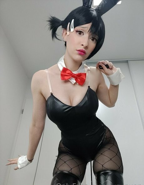 ポーグエボニーオンリーファンズ xxx 画像