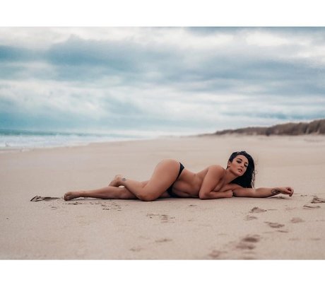 ヴィゴ・オンリーファンズ ホットヌード 画像