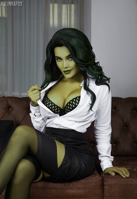 巨乳で曲線美のOnlyFans セクシー 写真