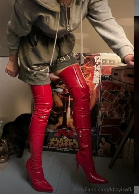 Korinonymous エロティックなポルノスター 写真