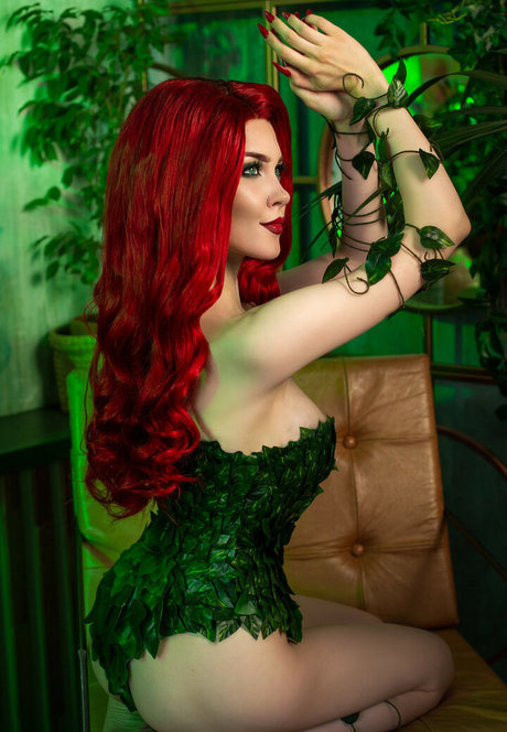 アラブのティーンズオンリーファンズ 可愛い 写真