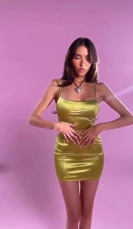 大きなお尻と巨乳のオンリーファンズ エロ アーカイブ