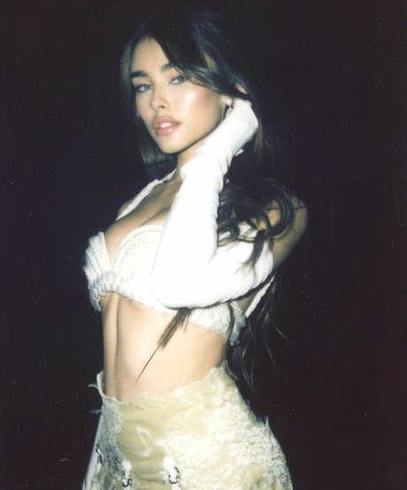 女性フィットネス オンリーファンズ ポルノグラフィック 画像