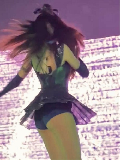 ペッギングオンリーファンズ HD 写真