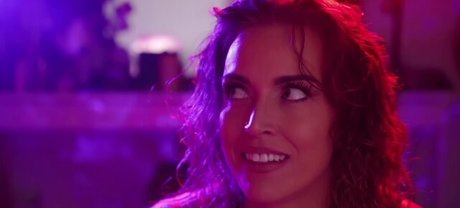 セクシーなドレスOnlyFans アート裸 アーカイブ