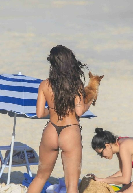 Rafa Kalimann スター ヌード 画像