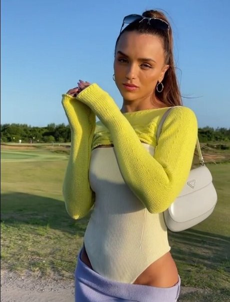 毛深い足のOnlyFans 無料 写真