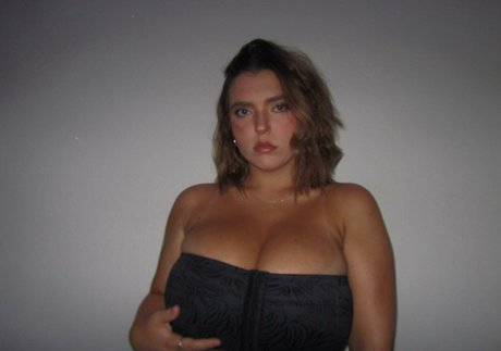 アナルオナニーOnlyFans セクシー裸 画像