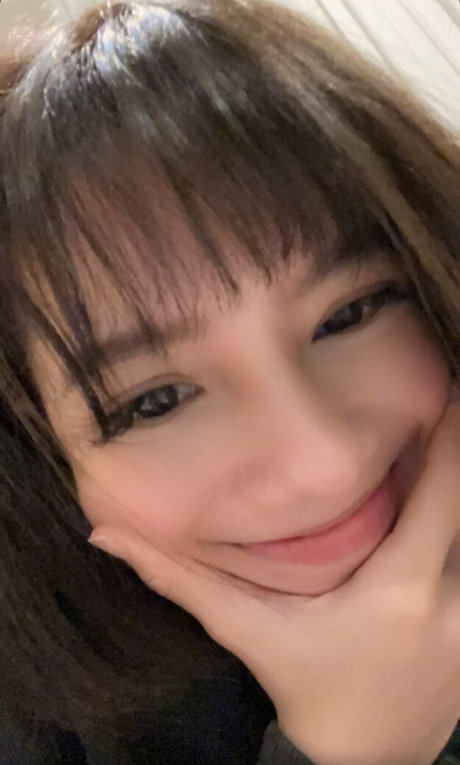 赤毛のソロOnlyFans セクシーヌード 写真