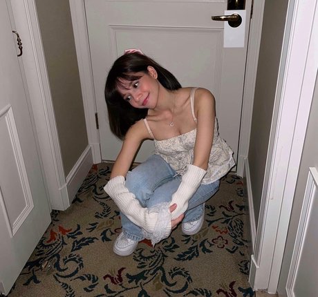 Eeeveenara ポルノスター アート 写真