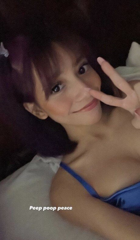 毛深いラテン系オンリーファンズ セクシーヌード ギャラリー