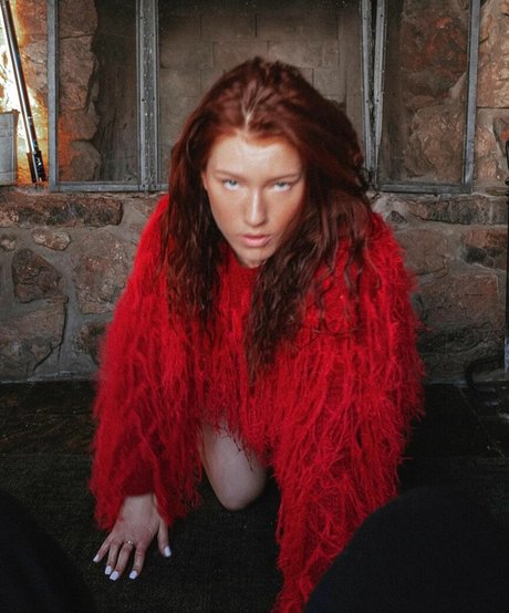 熟女クーガーオンリーファンズ 無料アダルト 写真