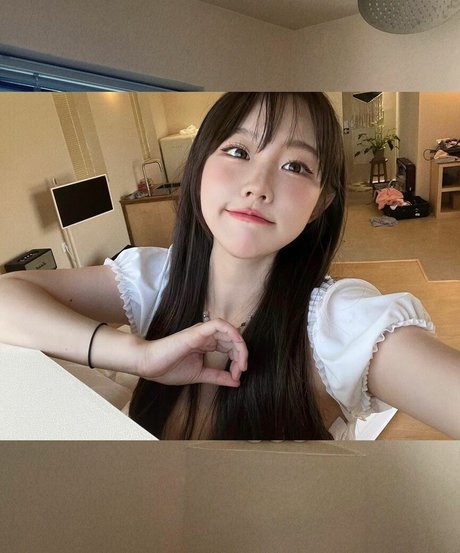 手コキ 主観視点 オンリーファンズ 無料セックス アーカイブ