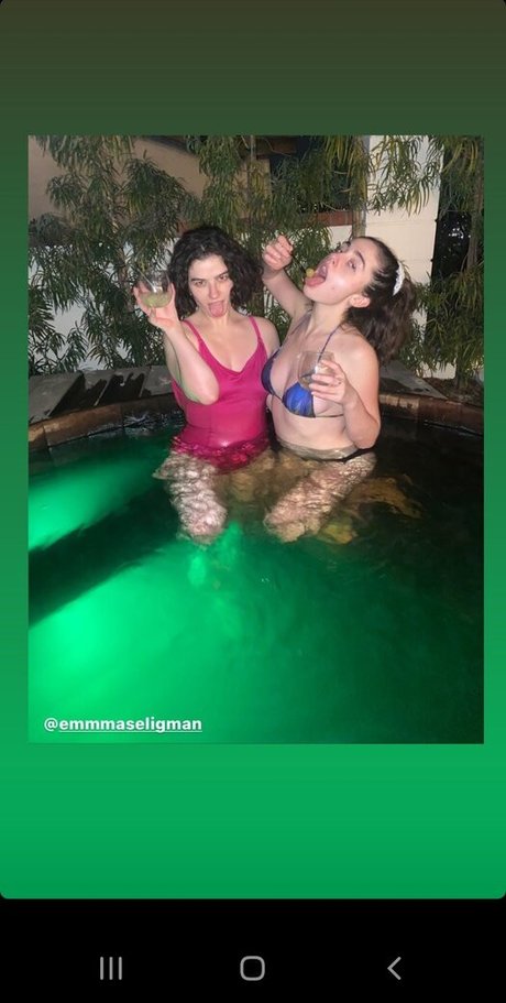 Rachel Anne Sennott セックス女優 写真