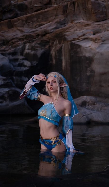 巨乳で曲線美のOnlyFans 美しいポルノ ギャラリー