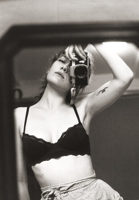 巨乳の熟女オンリーファンズ 無料エロ ギャラリー