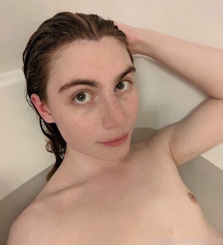 巨乳義母OnlyFans 無料 写真