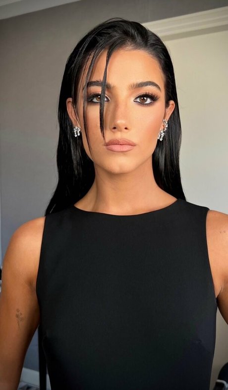 巨尻オンリーファン アダルト無料 ギャラリー