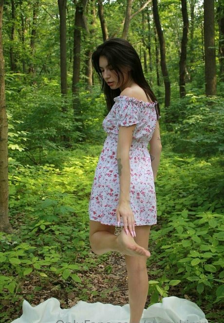 曲線美のランジェリーOnlyFans アートポルノ 写真