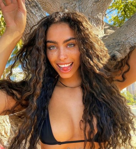 ゲイアナル舐めオンリーファンズ ヌード 画像