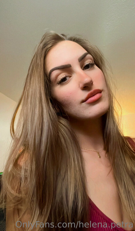 赤毛ティーンオンリーファンズ パーフェクト 写真