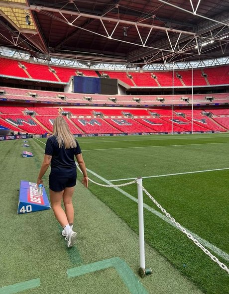 大きな黒い猫OnlyFans 無料裸 写真