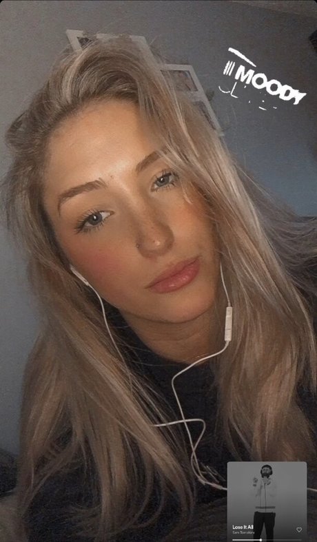 Caitlin Beevers スターセックス ギャラリー