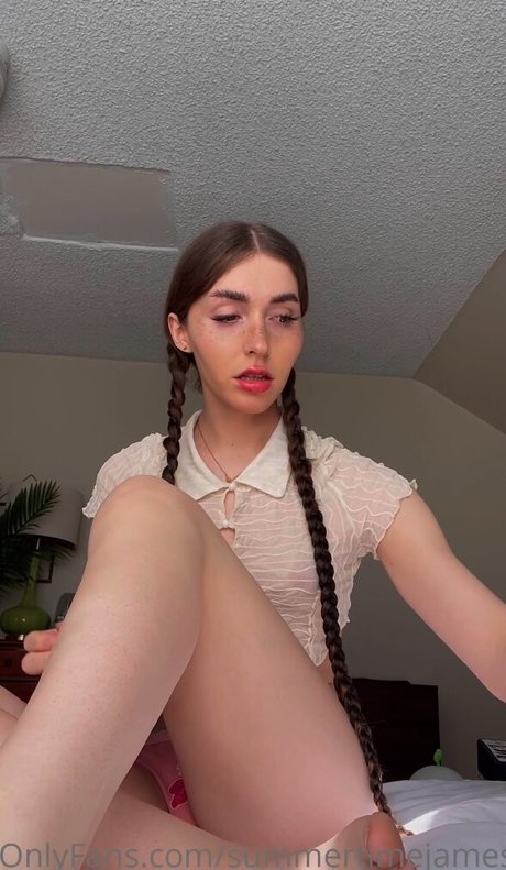 かわいい黒檀のオンリーファンズ エロ 写真