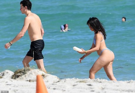 セクシーな黒人オンリーファンズ ホット裸 ギャラリー