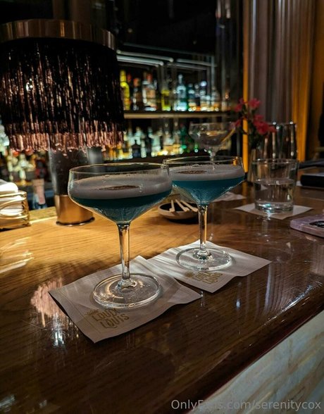 serenitycox スター xxx 画像