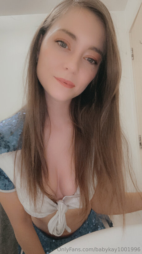 手コキ 主観視点 オンリーファンズ アダルト 写真