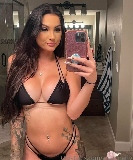 woahnatty ポルノスター 写真