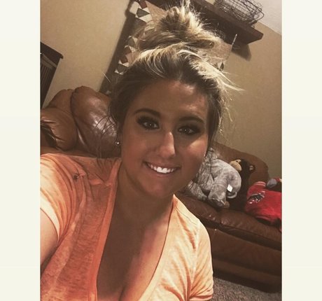 義理の妹オンリーファンズ 美しいポルノ 画像