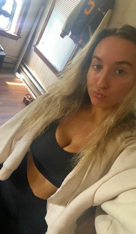 赤毛のソロOnlyFans トップ 写真