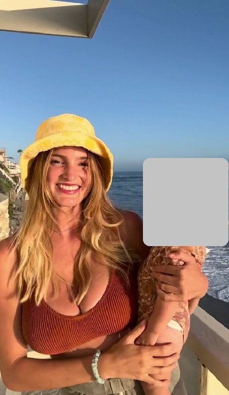 Isabella Abell 完璧な女優 写真