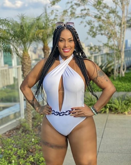 小人ヌードオンリーファンズ HD 画像