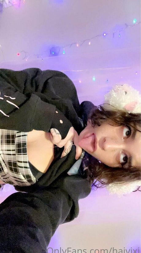 ホットなアジアのオンリーファンズ ポルノ 画像