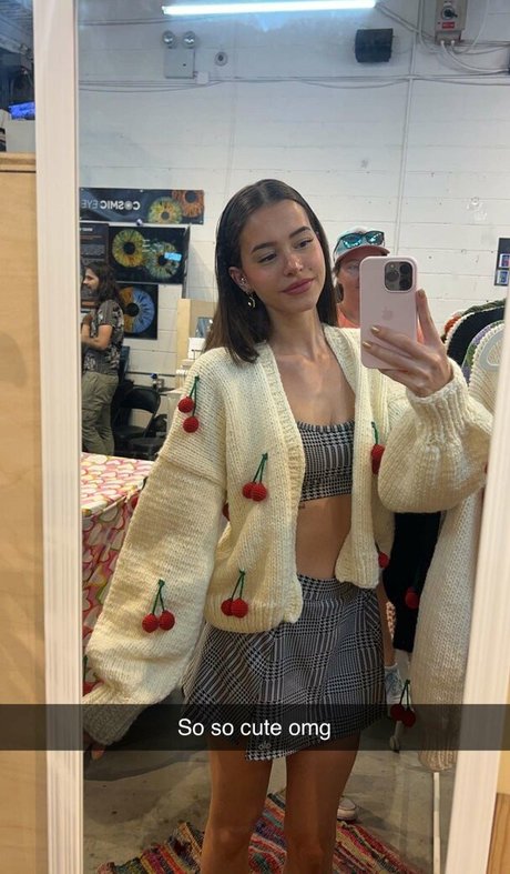 Lea Elui スター 写真