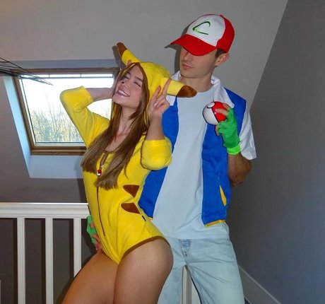 Lea Elui ポルノスター ヌード 画像