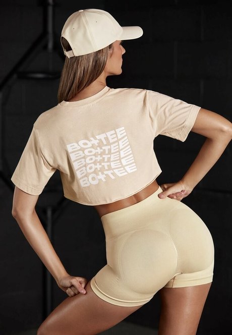 イスラム教徒のオンリーファンズ ホットヌード 写真