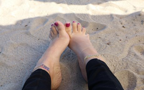 自然な赤毛のオンリーファンズ 無料ヌード 画像