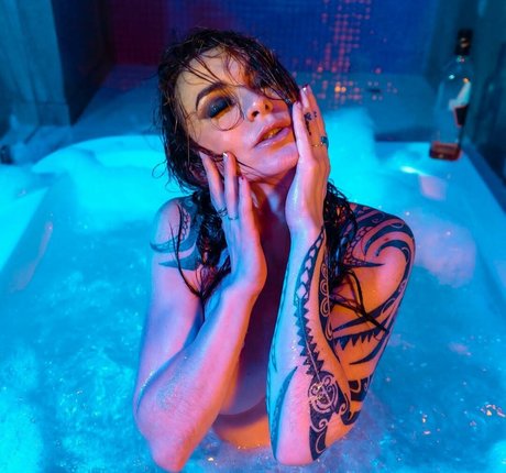 Ingrid Brans ポルノスター 可愛い 写真