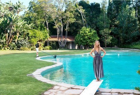 金髪レズビアンオンリーファンズ 無料 画像