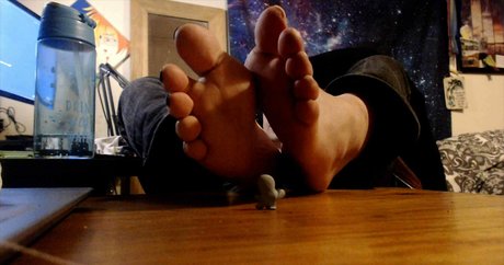 erimendes 裸モデル 写真