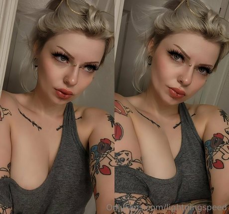 金髪の射精OnlyFans ポルノ 写真